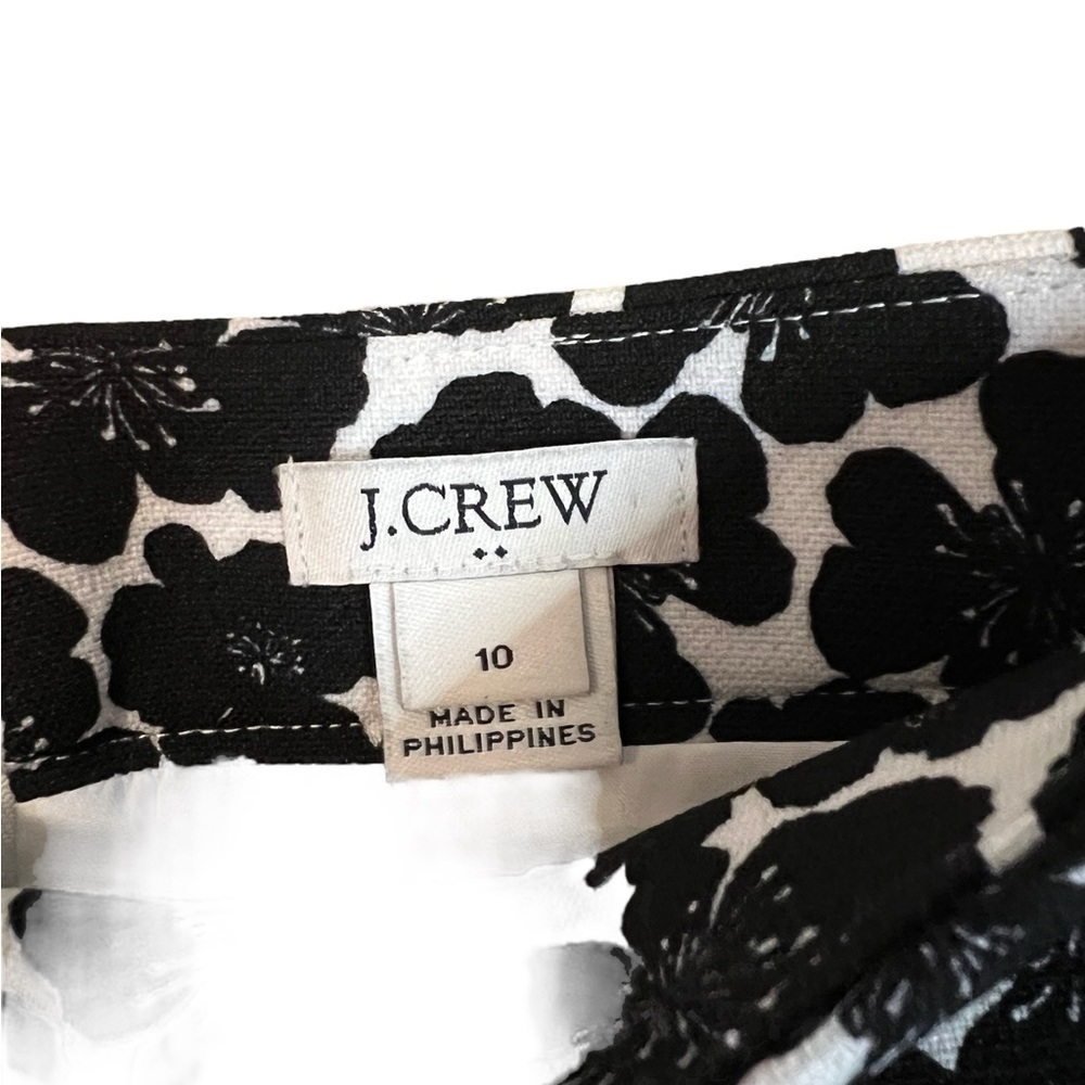 A J Crew floral skirt in black and white and a size 10 - Picture 4 of 6